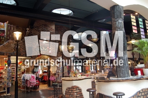 Hundertwasser Village_04.JPG